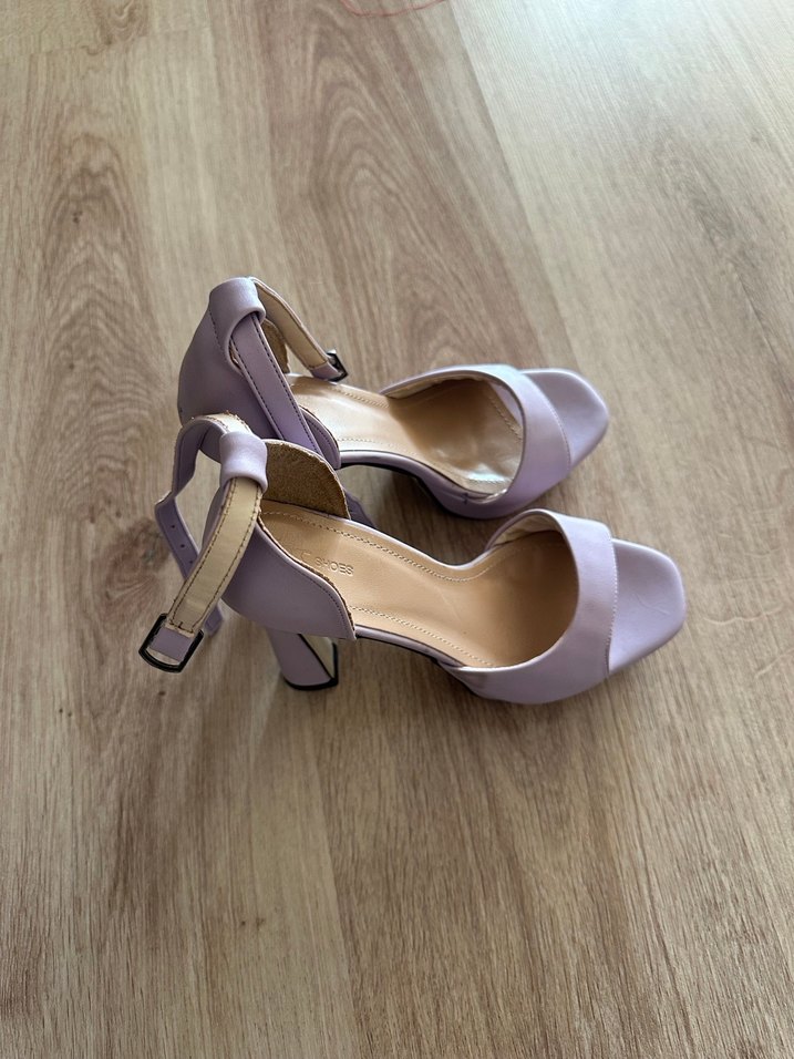 Mor Tokalı Kadın Topuklu Ayakkabı - Görsel 2