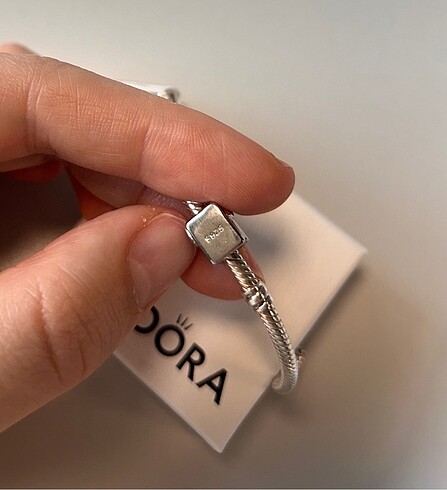 Beden çeşitli Renk Pandora E Harfi Charm