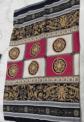 Desenli şal