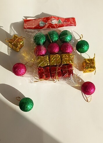 Beden Yılbaşı Karışık Çam Ağacı Süsü 3cm 12'li