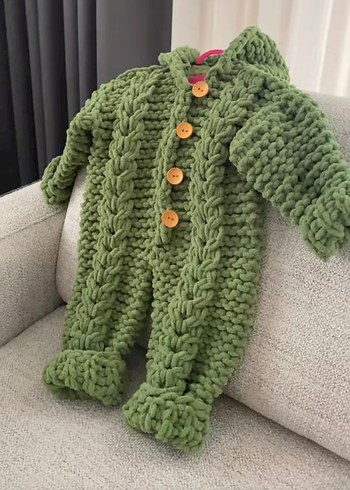 Yeşil Örgü Bebek Tulumu - Görsel 2
