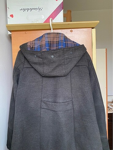 40 Beden Stradivarius mont