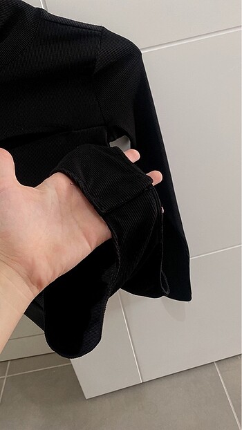 xs Beden siyah Renk Penti alttan çıtçıtlı bluz
