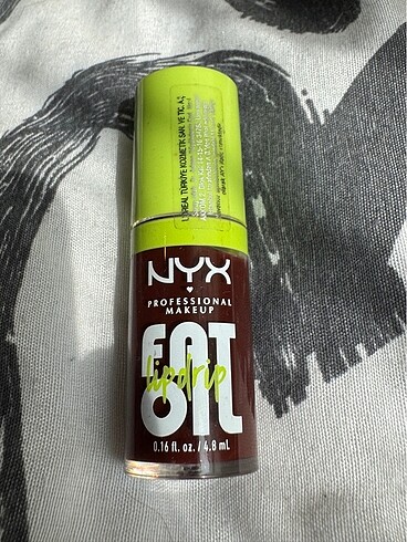 Beden Nyx Fat Oil Status Update