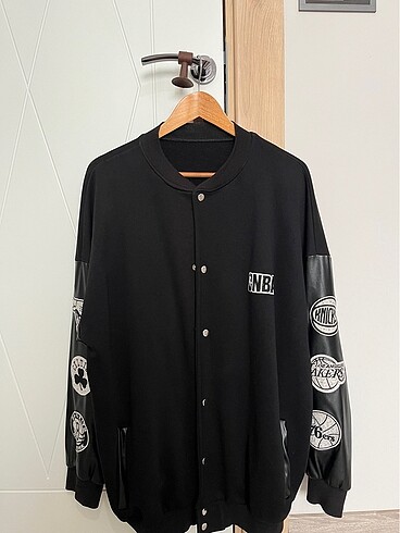 NBA desenli oversize ceket