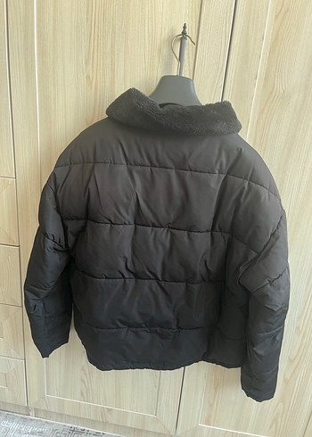 40 Beden Siyah Kadın Kışlık Kürklü Mont