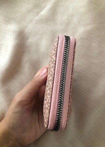 Michael Kors Pembe Deri Fermuarlı Kadın Cüzdanı
