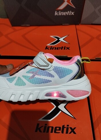 orijinal kinetix rahat ve şık çocuk spor ayakkabısı 29