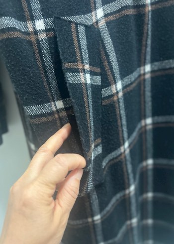 Gri Ekose Düğmeli Midi Kadın Kaban - Görsel 4