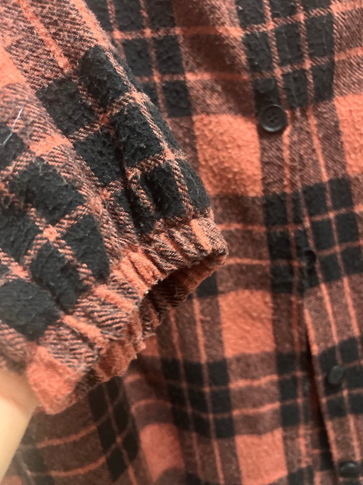 Kareli Koyu Kırmızı Kadın  kalın trençkot - Görsel 2