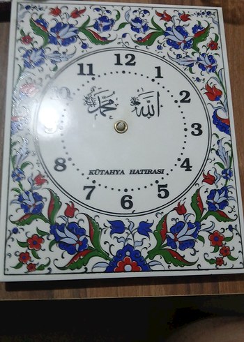 Çiçek Desenli Renkli Kütahya Duvar Saati