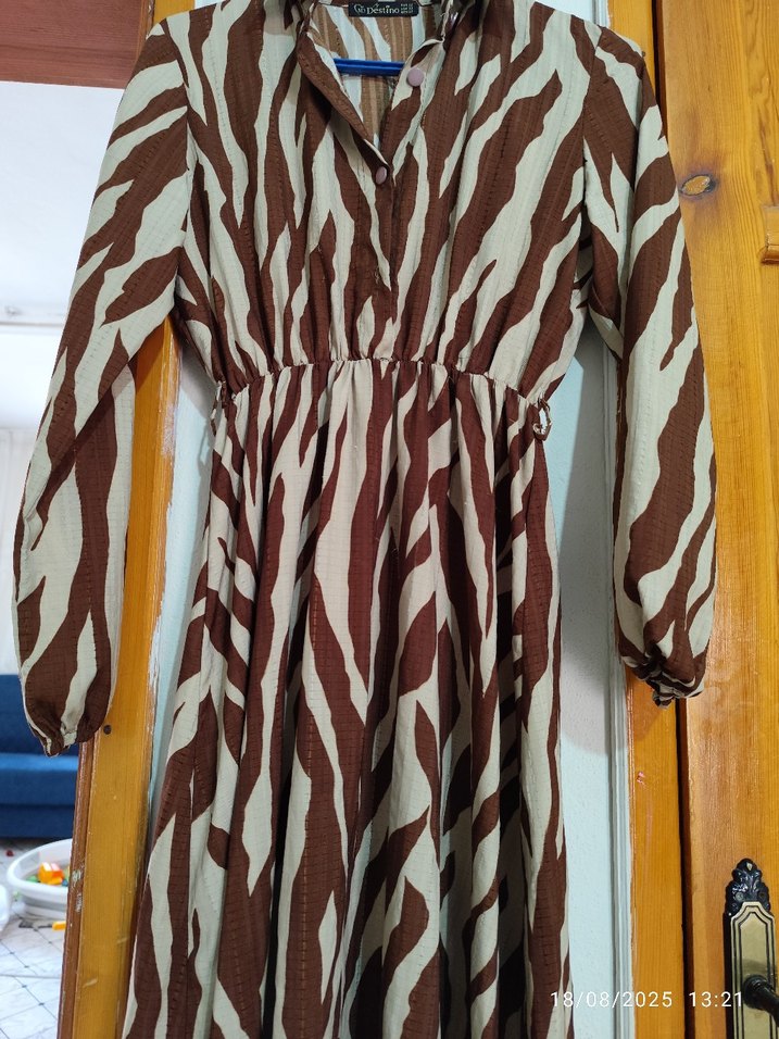 defolu elbise - Görsel 3