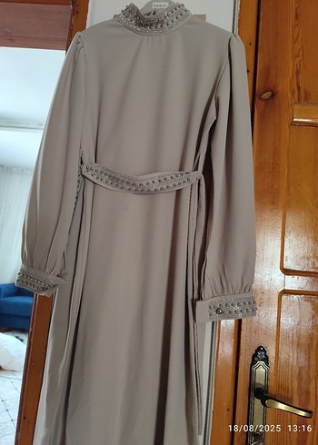 İnci Detaylı Uzun Bej Elbise - Görsel 5