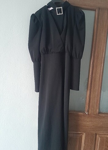 40 beden siyah elbise