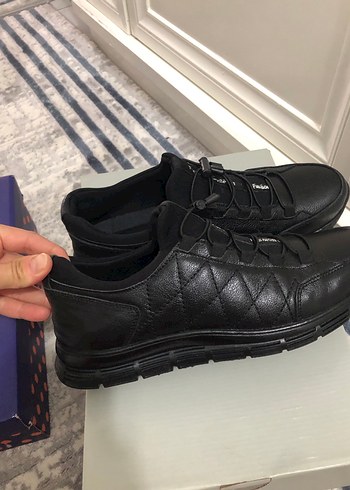 Siyah Erkek Spor Ayakkabı Bağcığı - Görsel 2