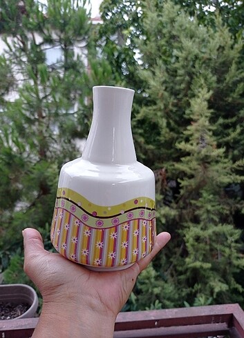 Çok şık porselen sürahi