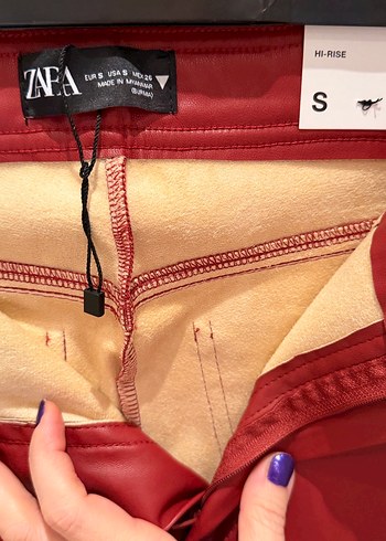 Zara S Kırmızı Suni Deri Pantolon - Görsel 4