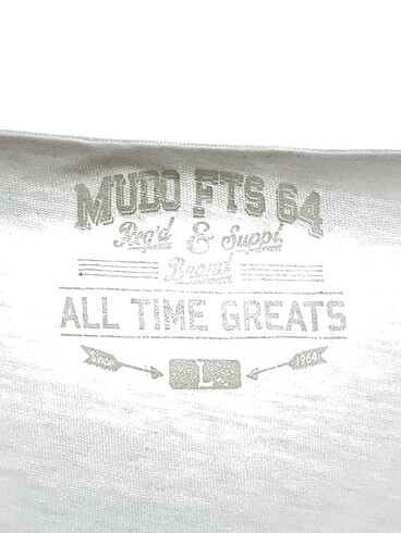 l Beden beyaz Renk Mudo T-shirt %70 İndirimli.