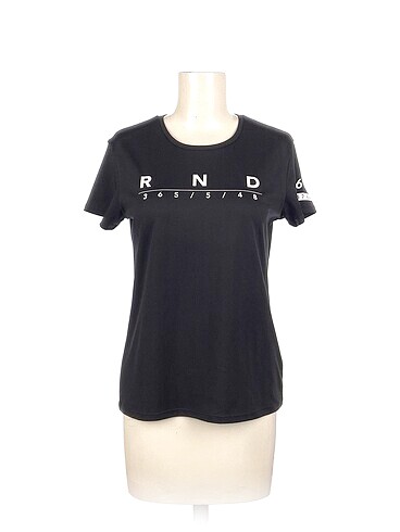 H&M T-shirt %70 İndirimli.