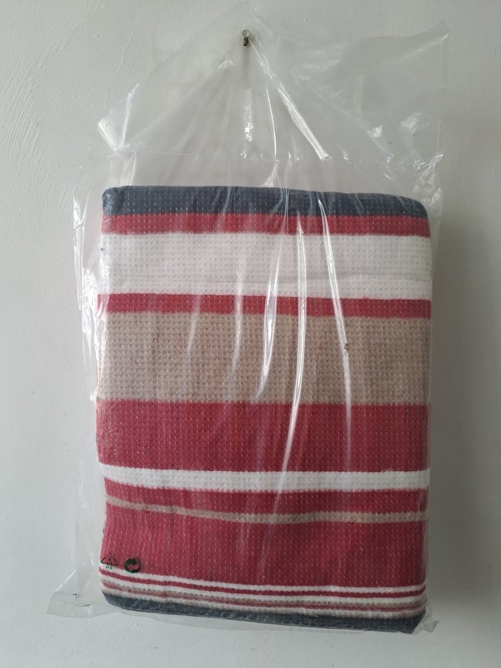 Çift Kişilik Çok Renkli Baskılı Battaniye 180x220 cm - Görsel 4