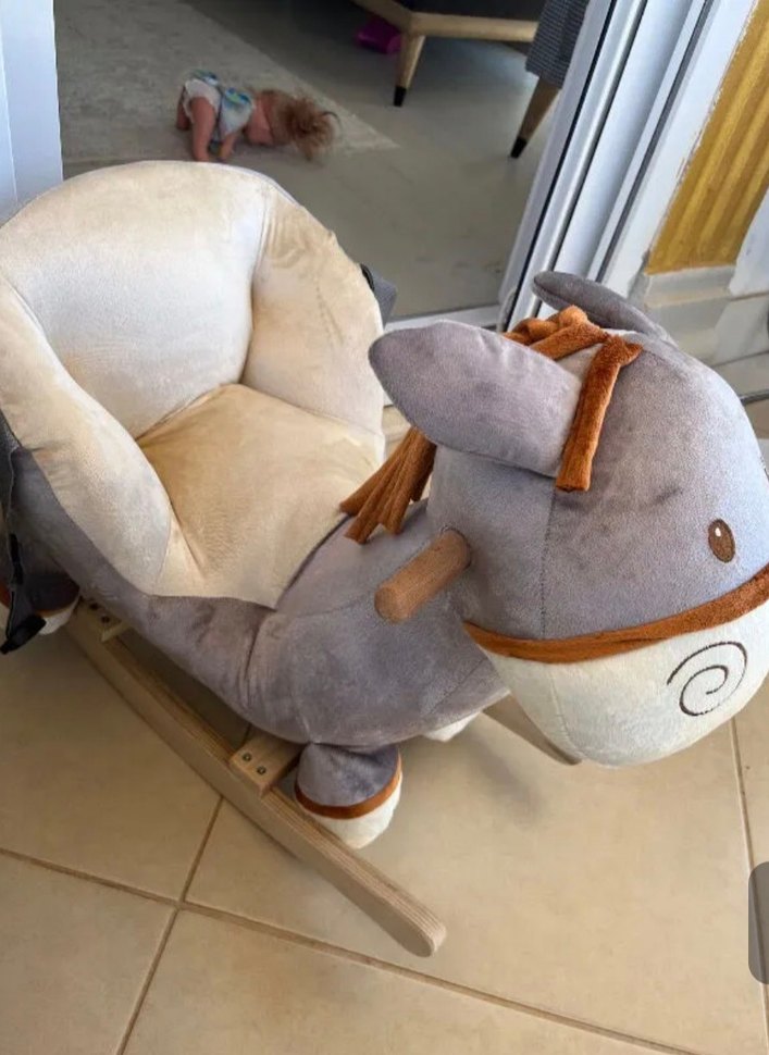 Gri Peluş At Sallanan Oyuncak - Görsel 3