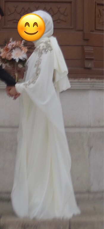 Uçuş uçuş işlemeli tesettür gelinlik - Görsel 3