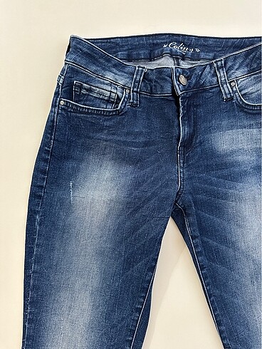29 Beden lacivert Renk Colins regular fit boru paça kot pantolon
