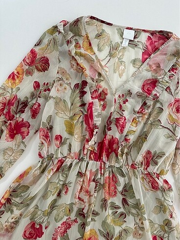 38 Beden çeşitli Renk H&M çiçekli uçuş uçuş mini elbise