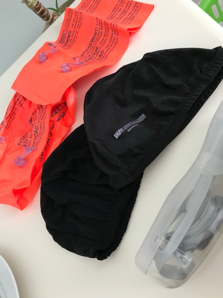 Çocuk yüzücü gözlüğü, bez bone ve şişme kolluk seti - Görsel 5