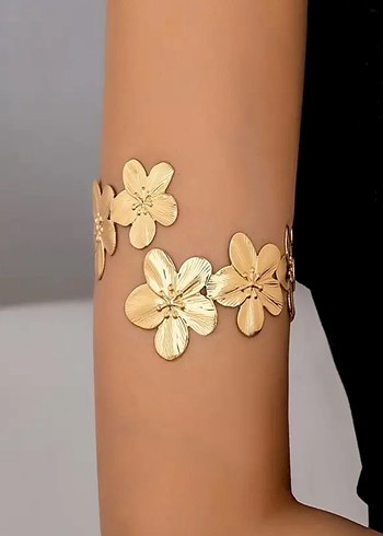 STOKTA VAR Gold çiçekli üst kol kelepçesi armcuff