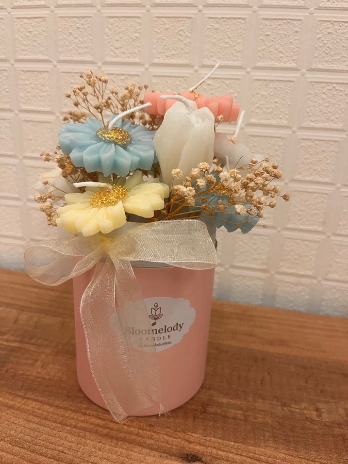 Pastel Renkli Çiçek Şeklinde Mumlar - Görsel 2