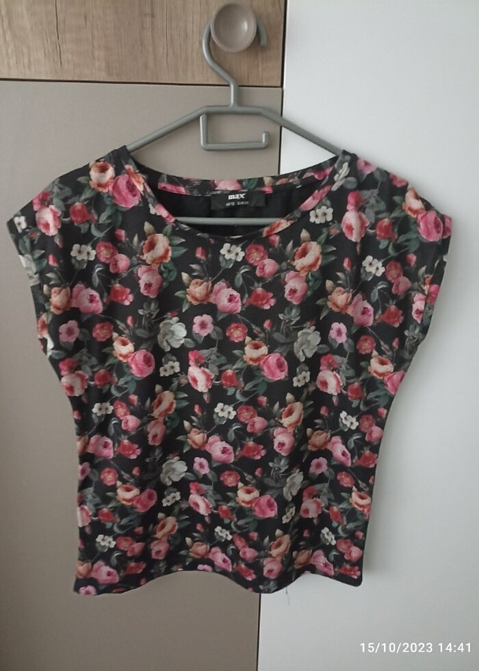 Kadın yazlık bluz - Görsel 4