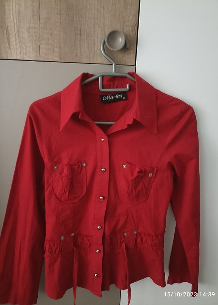 Mevsimlik kadın gömlek - Görsel 3