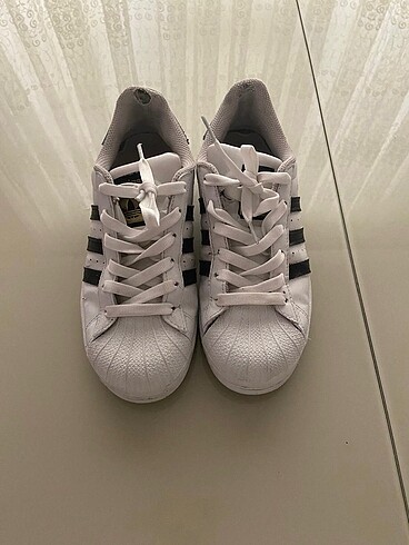 Adidas Superstar