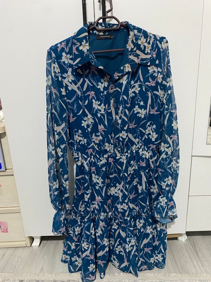 Uzun Kol Çiçekli Mavi Gömlek - Görsel 2
