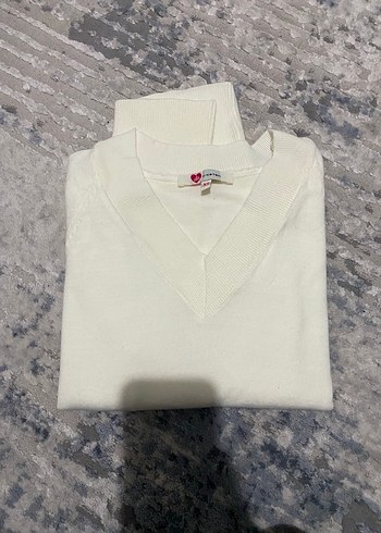 Kadın Beyaz V Yaka Pamuklu Triko Kazak - Görsel 2