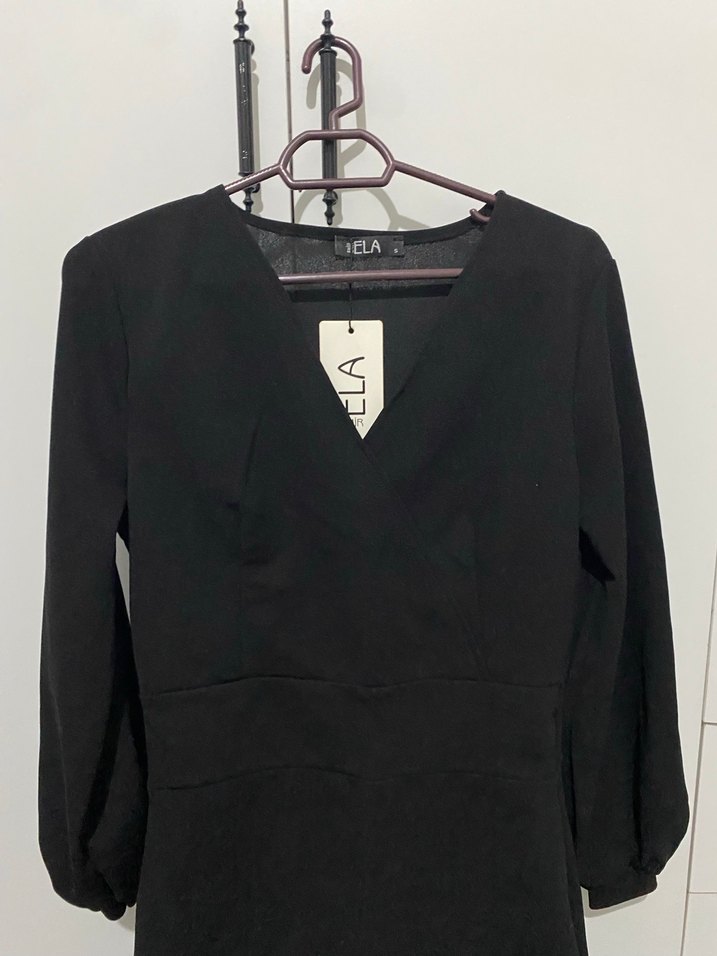 Siyah Uzun V Yaka Elbise - Görsel 3