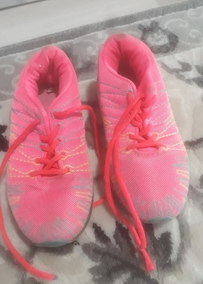 Spor ayakkabı - Görsel 2