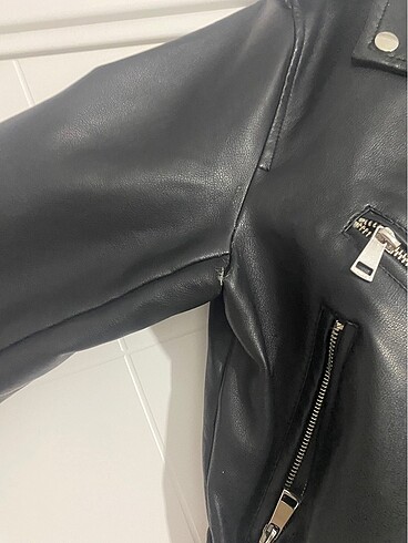 l Beden Stradivarius deri biker ceket