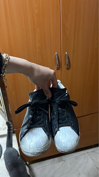 38 Beden Adidas deri ayakkabı 38 numara