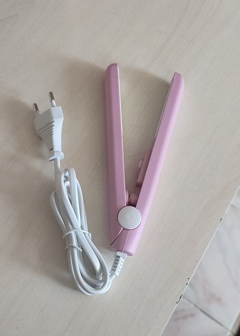 Beden Renk Pembe Pastel Saç Düzleştirici 160°C 20W
