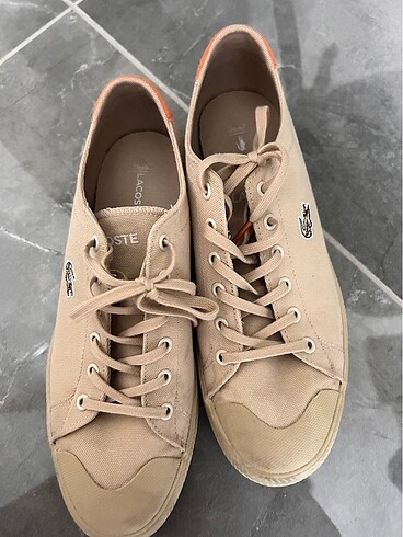 39 Beden Lacoste