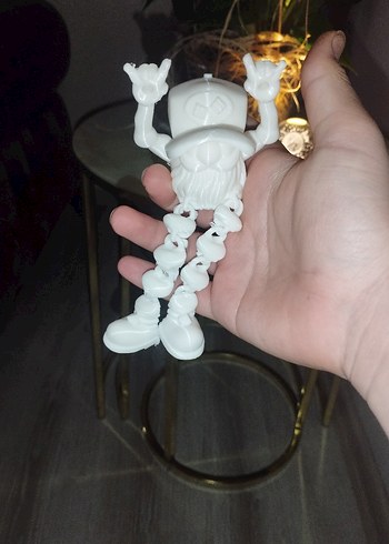 Beyaz Esnek Aksiyon Figürü - Görsel 2