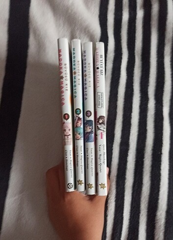  Madoka magica 3 cilt yan seri 1 cilt