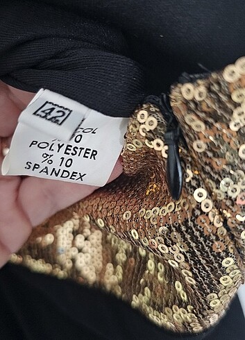 42 Beden çeşitli Renk Gold Payetli Siyah Sırtı Açık Abiye