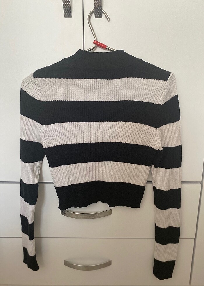 Çizgili kazak - Görsel 2