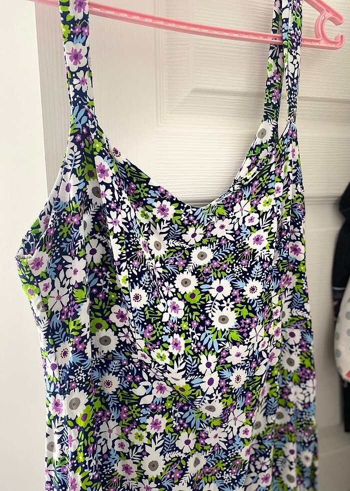 Çiçekli elbise - Görsel 2