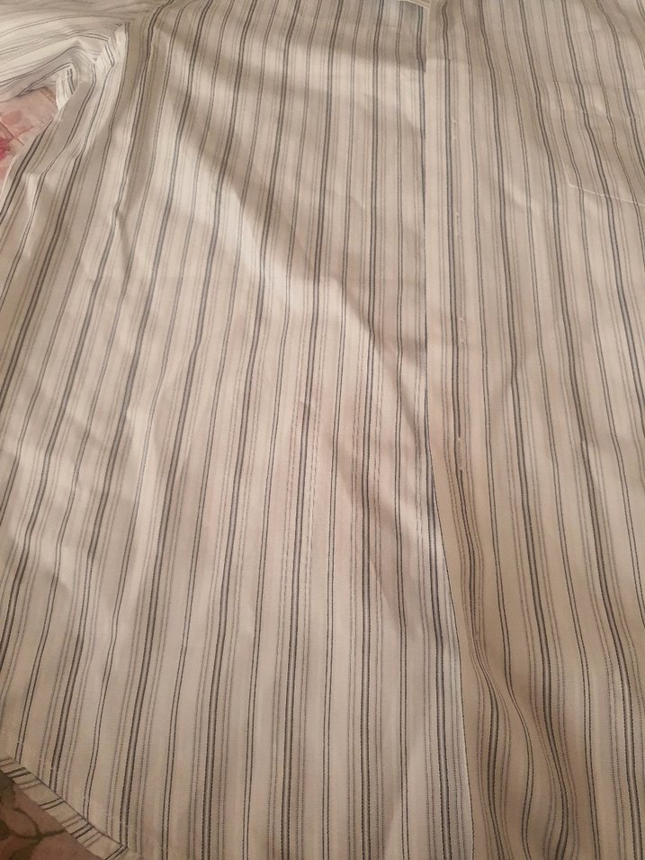 Erkek Kısa Kollu Beyaz Çizgili Gömlek L beden - Görsel 2