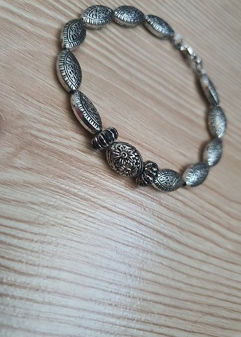 Altın Renkli Boncuklu Kadın Kolye - Görsel 18