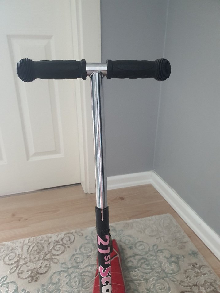 Kırmızı Çocuk Scooterı 3 kademe boyu uzatilabilir - Görsel 4